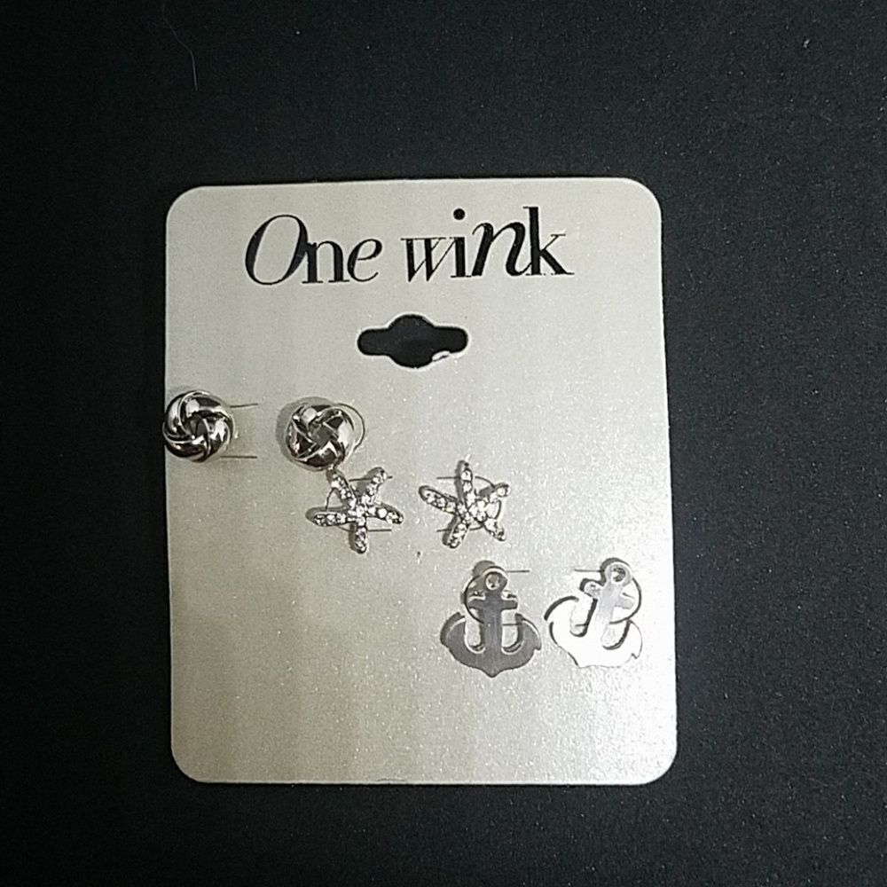 Nwt One Wink 3 Pairs Of Silver Tone Earrings